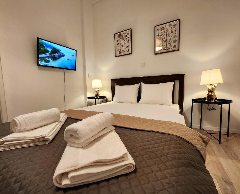 Downtown Athens apartment — забронировать отель в Афины