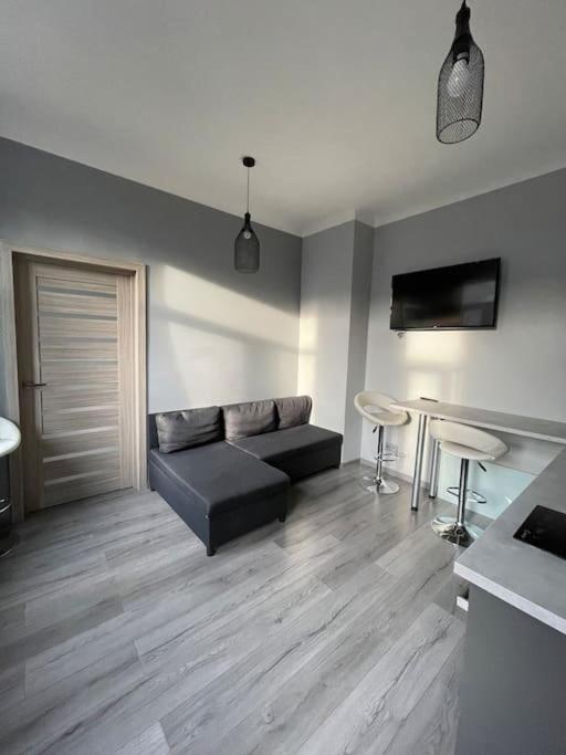 Minimalist apartment-free parking, self check in — отзывы гостей и цены