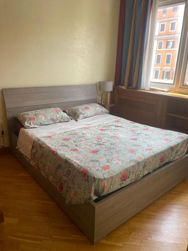 Цены на Casa vacanze al 315 a San Giovanni в Риме
