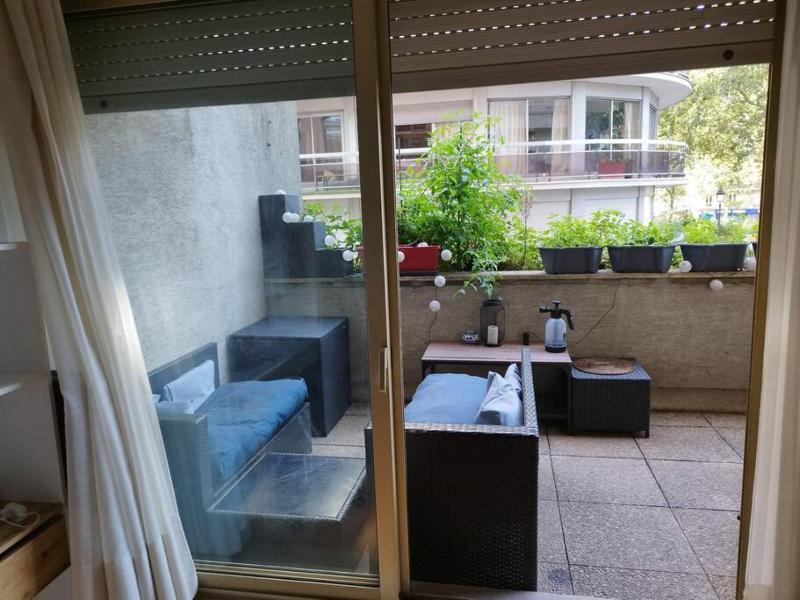 Appartement avec une tres grande terrasse. Marais — комфортный отель в Париже