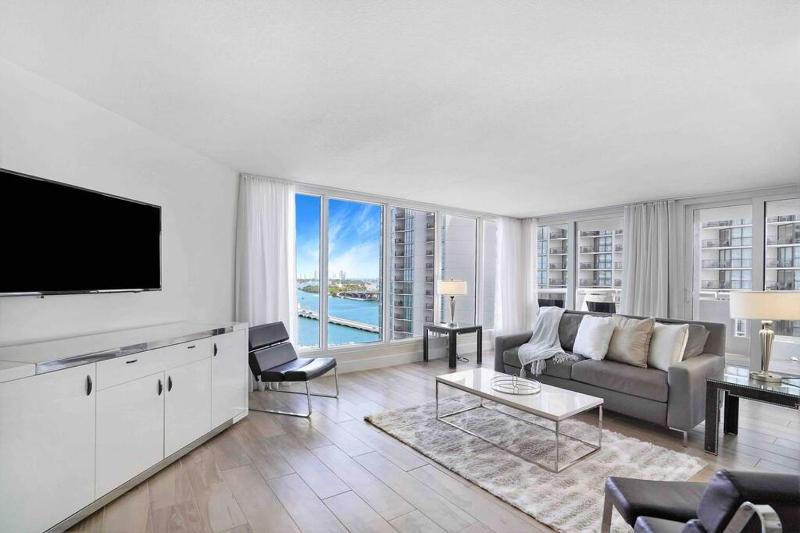 Aqua Marina! Water & City Views! — отзывы гостей и цены