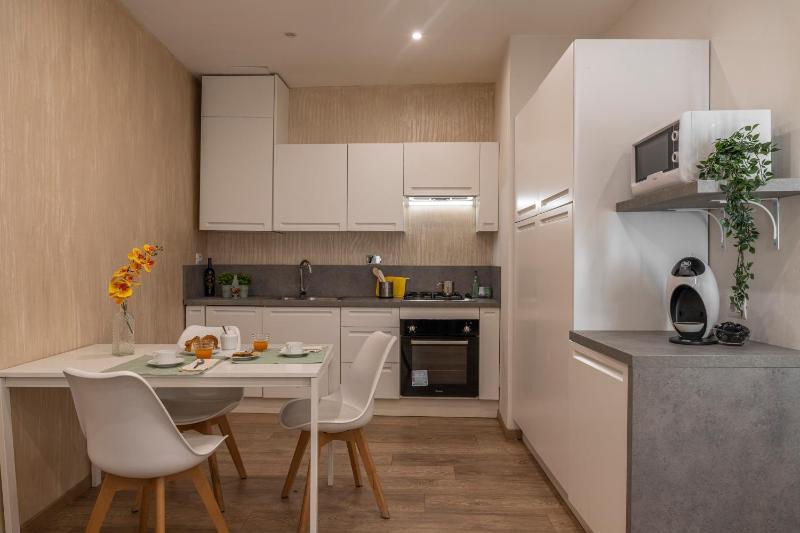 Цены на Door22 - Apartment in S. Lorenzo в Флоренции