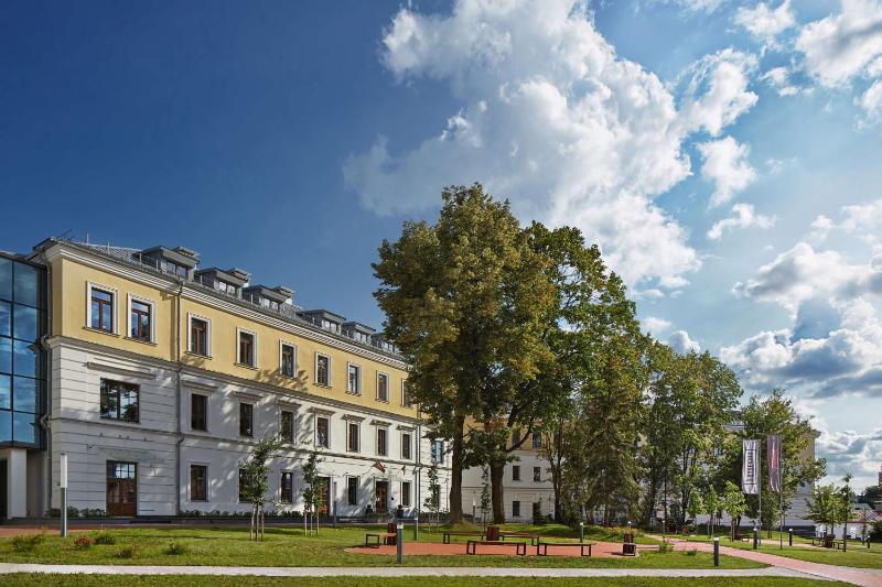 The Basilian Minsk, Curio Collection By Hilton — отель с удобным расположением в Минске