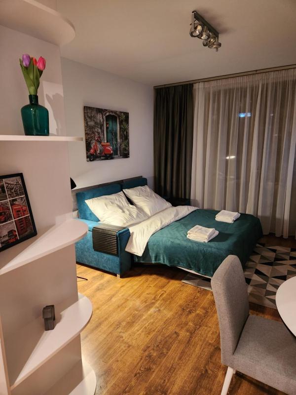 Sloneczny Apartament Warsaw Spire — отель в Варшаве, Польша