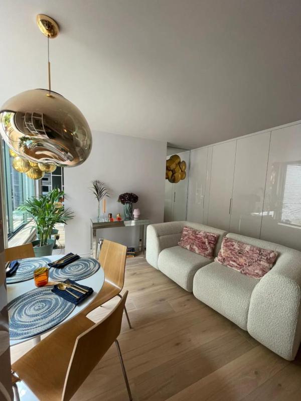 Luxury 2BD Flat wPrivate Garden - Kentish Town! — комфортный отель в Лондоне