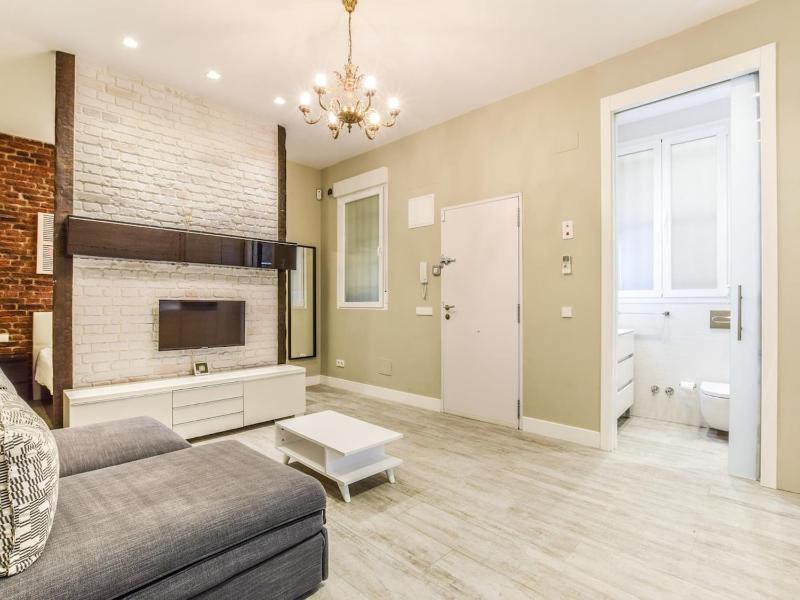 APARTMENT LOFT LAVAPIES — отель с удобным расположением в Мадриде
