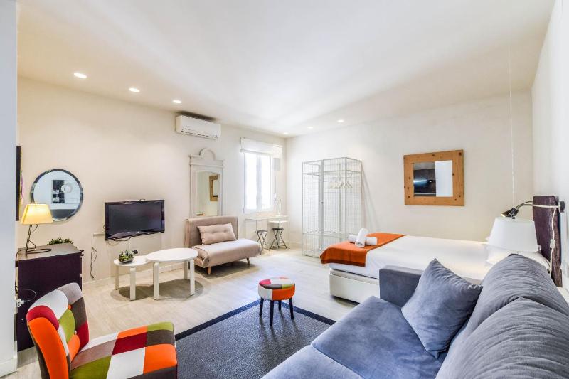 Loft reformado en goya — отель с удобствами в Мадриде