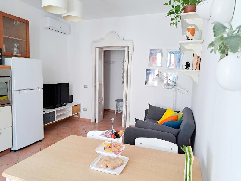 F3RRARI charming house — забронировать отель в Милане