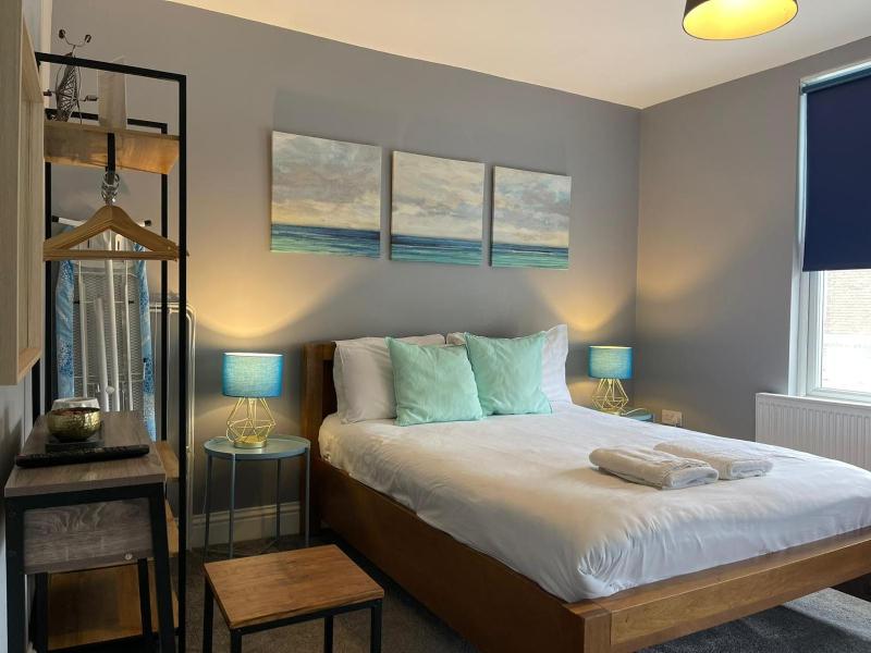 Small Double Studio close to King's Cross & Camden — отель с удобствами в Лондоне