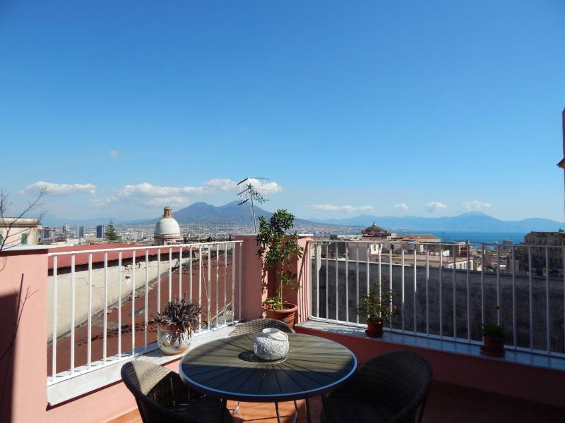 Dream Terrace on the Gulf by Napoliapartments — отель с удобствами в Неаполе