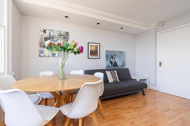 JOIVY Bright apt in West Hampstead — отель в Лондоне, Соединенное Королевство