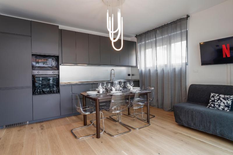 Apartment Vallarsa 10 - Int.01 — забронировать отель в Милане