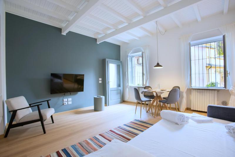 Easylife - Lusso e Tradizione in Sant'Ambrogio — отель с удобствами в Милане