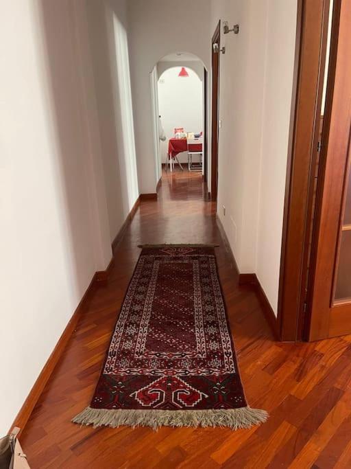 Nice flat in Furio Camillo — отель с удобствами в Риме
