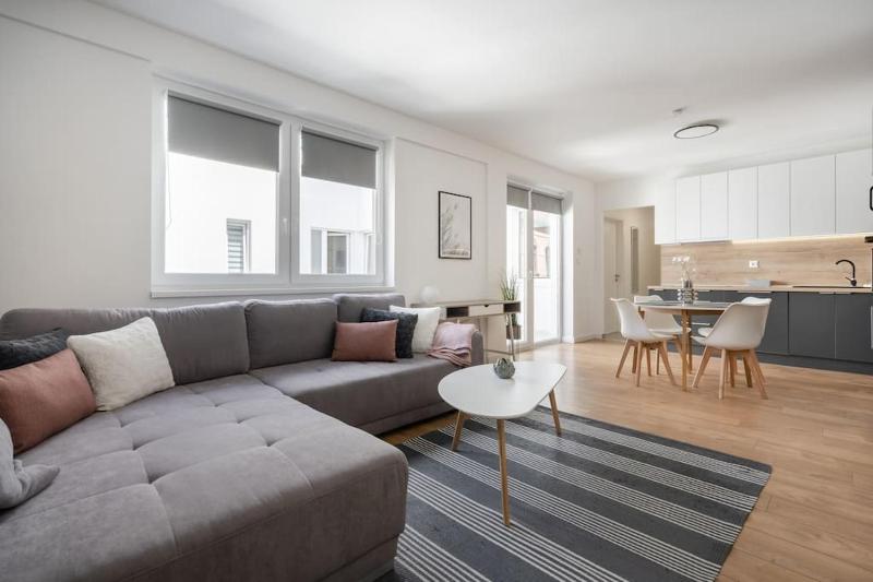 The Rose Garden Apartments - (504) — комфортный отель в Будапеште