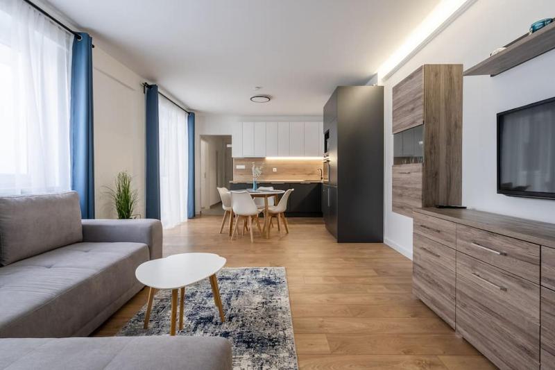 The Rose Garden Apartments - (304) — отзывы гостей и цены