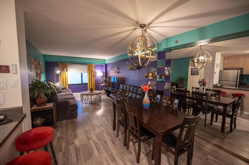 StayTogetherSuites 760 — комфортный отель в Лас Вегасе