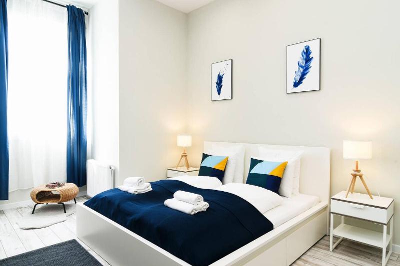 Ultra central and stylish apartment with AC — отзывы гостей и цены