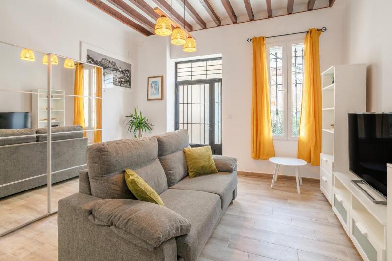 Цены на La Casa de la esperanza в Аликанте