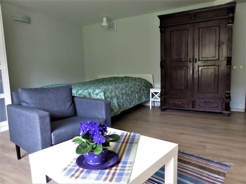 Cozy apartment near the airport — отель с удобным расположением в риге
