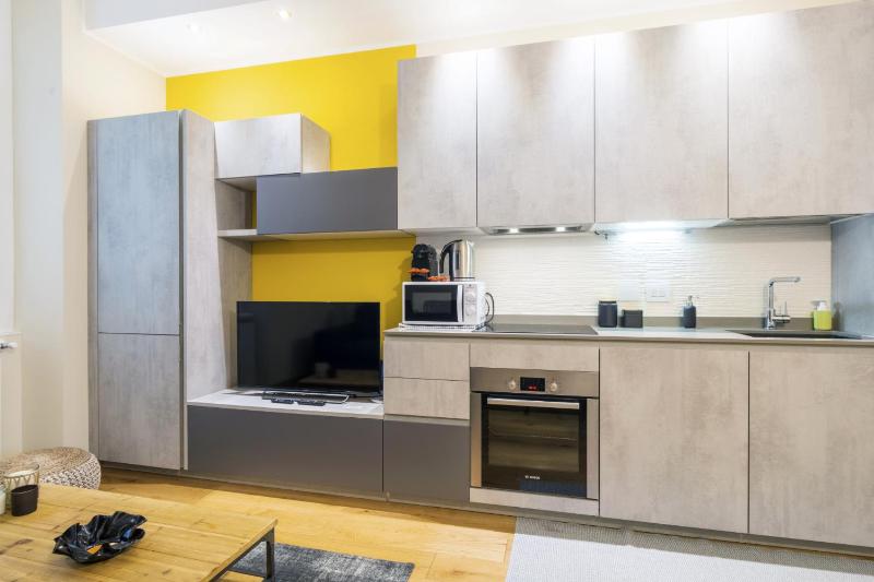 Easylife - Moderno ed elegante appartamento vicino Arco della Pace — забронировать отель в Милане