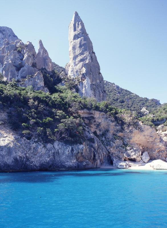 Splendida Villa a Orosei - Lusso Fronte Mare con Spa