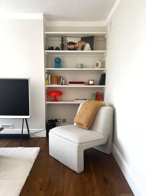 Trendy Brixton Residence! — отель с удобным расположением в Лондоне
