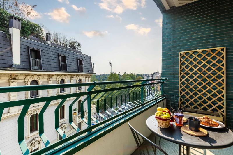Luxury apartment in Quadrilatero Della Moda - Brera Moscova Duomo — комфортный отель в Милане