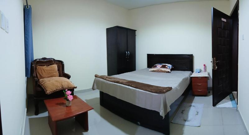 Large Studio Room In-Al khalidiya Abudhabi — комфортный отель в Абу