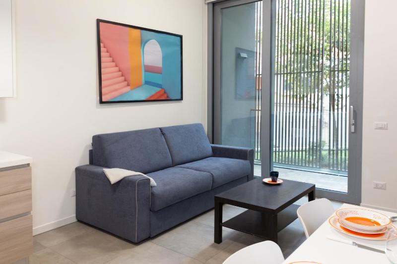 Monviso BiJou Exclusive Apartment — отель с удобствами в Милане