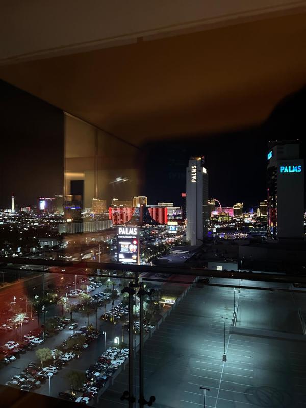 Amazing Luxury Suite 25th floor — отзывы гостей и цены