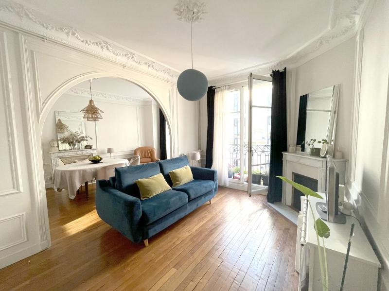 Authentique appartement Parisien a Bastille — отель с удобствами в Париже