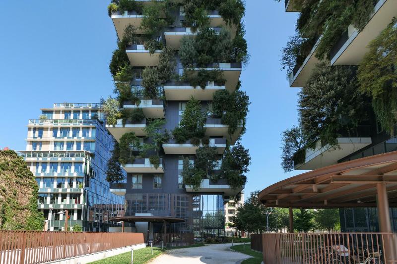 Luxury Suite in Bosco Verticale Milano Isola — отель с удобным расположением в Милане