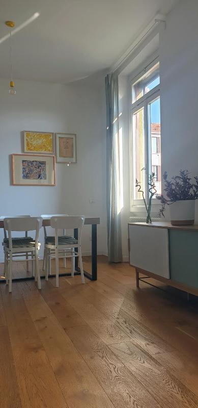 Milano Isola - Bright 2-room apartment with balcony — отзывы гостей и цены