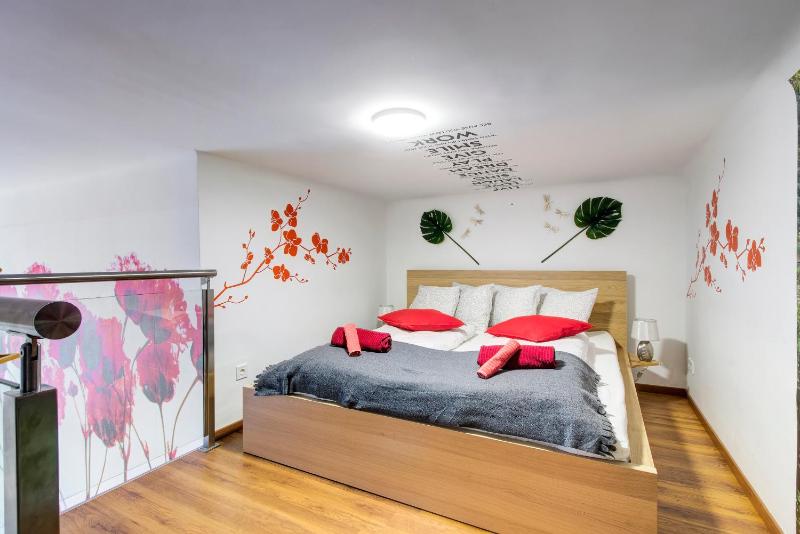 Mehdi residence 3 — комфортный отель в Будапеште