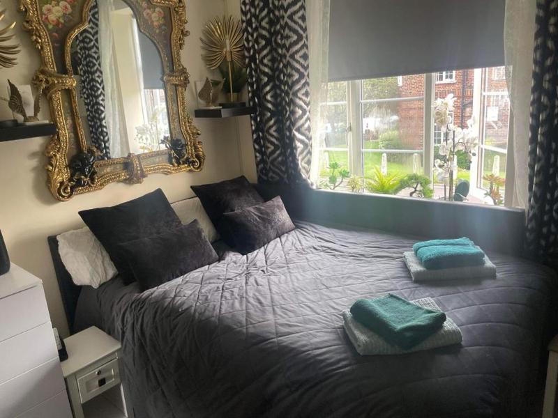 Цены на Lili -lovely 2 rooms studio in Wembley Stadium в Лондоне