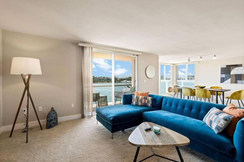 Waterfront Wonder 2BR/2BA! Spectacular Sunset View — комфортный отель в Лос-Анджелесе
