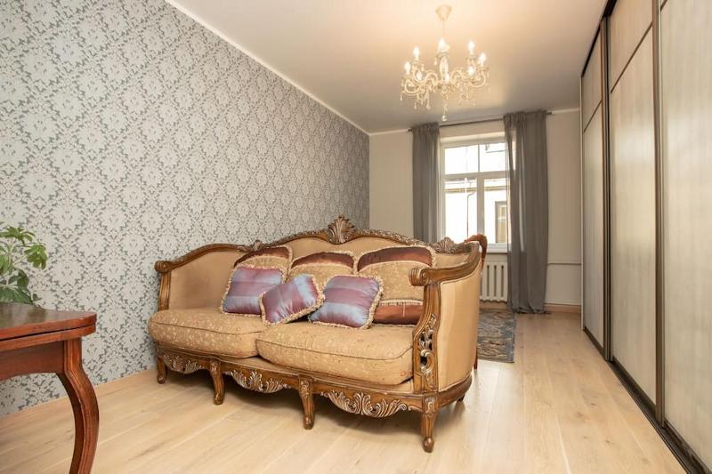 Silent, Classic style flat by Gertrudes church — отзывы гостей и цены