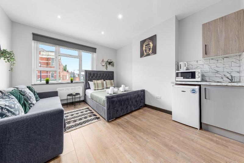 Цены на Cozy Serviced En-suite Room Sydenham London SE26 в Лондоне