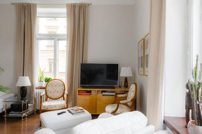 Prime Location, Quaint Studio — комфортный отель в Хельсинки