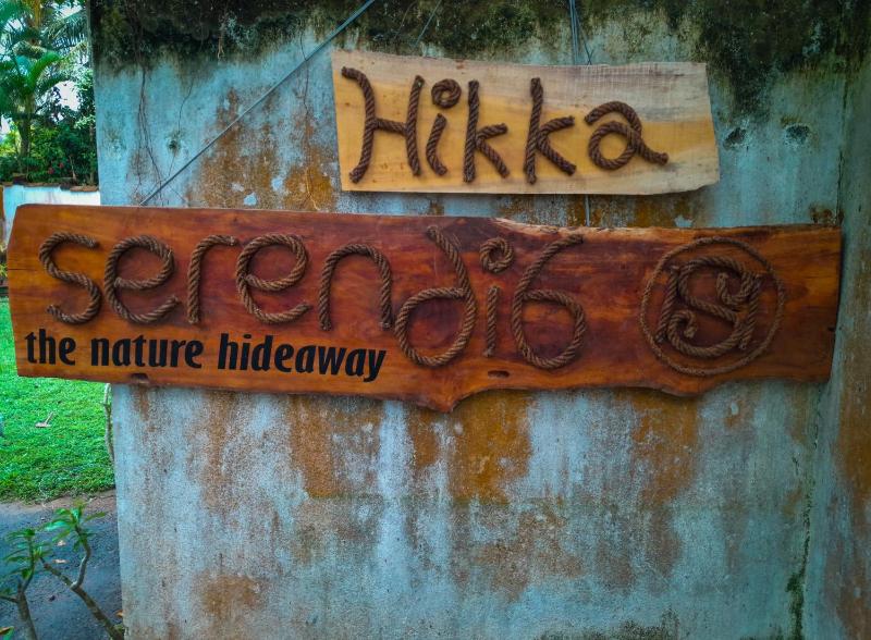 Hikka Serendib — отель с удобным расположением в Хиккадува