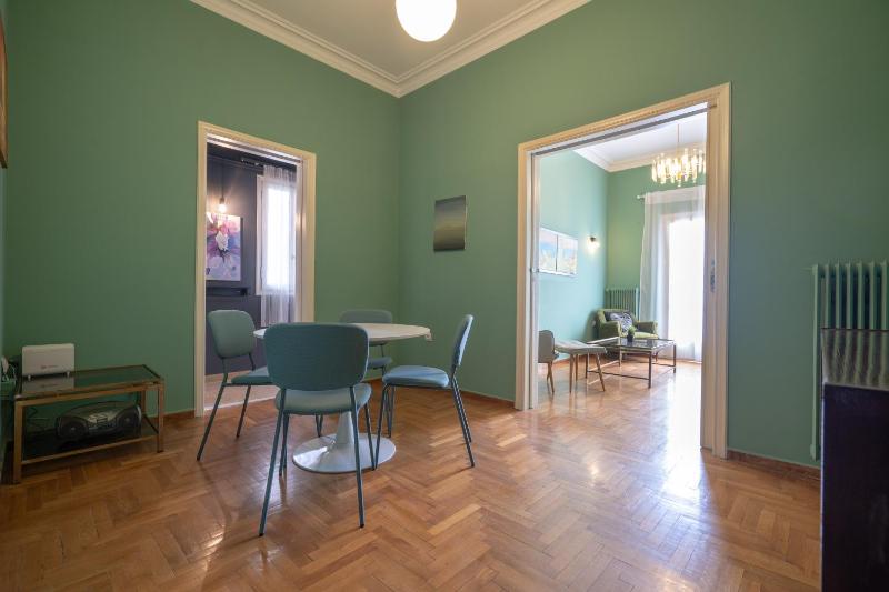 Athens armonia 2 bedrooms 4 pers. apartment by MPS — отель с удобным расположением в Афины