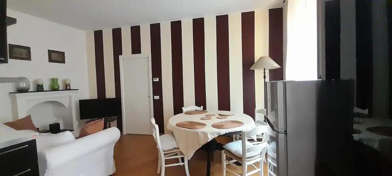 Sunny apartment — отель в Милане, Италия
