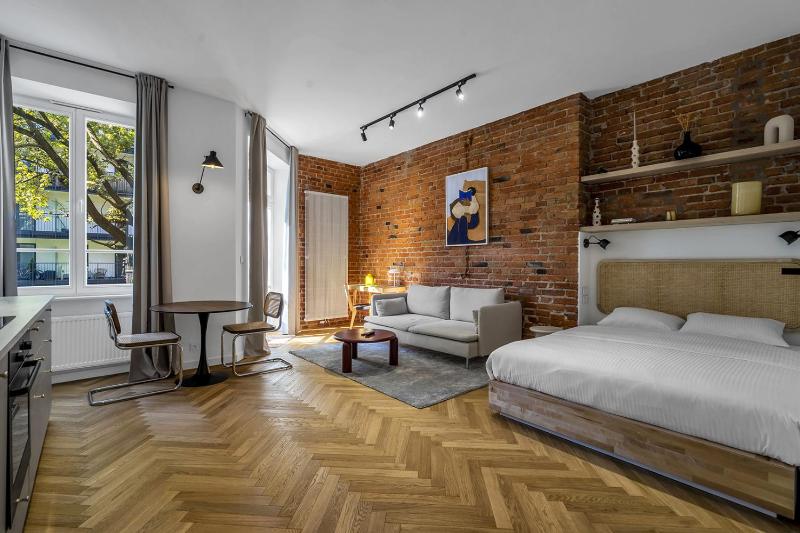 Цены на Praga Folwarczna Loft Studio в Варшаве