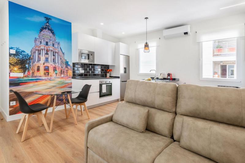 1 bedroom 1 bathroom furnished - Salamanca - modern - MintyStay — отзывы гостей и цены