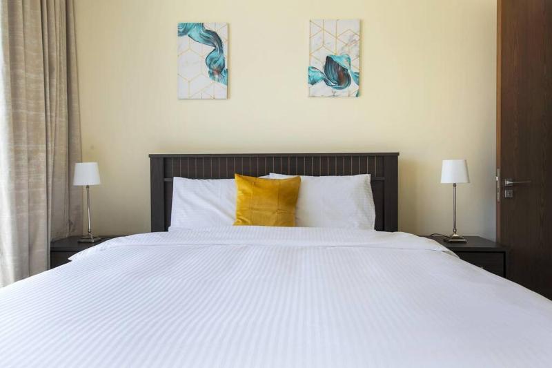 Luxe Retreat in the Heart of Business Bay — отель с удобствами в Дубае