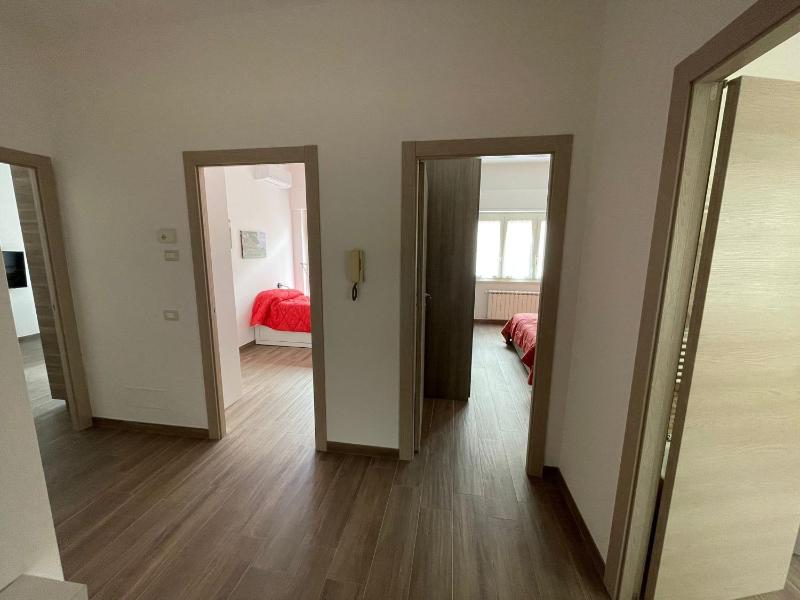 Comfort a cinque fermate dal centro — забронировать отель в Риме