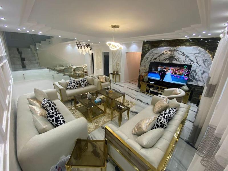 Villa with private pool family's only El Rehab cit — забронировать отель в Каире