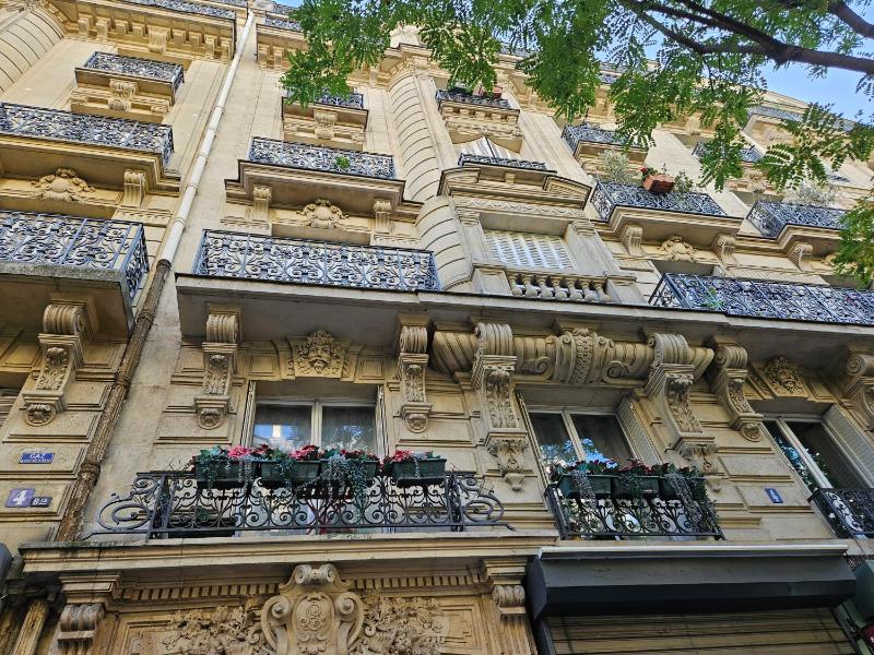 Appartement Haussmannien — отель с удобствами в Париже