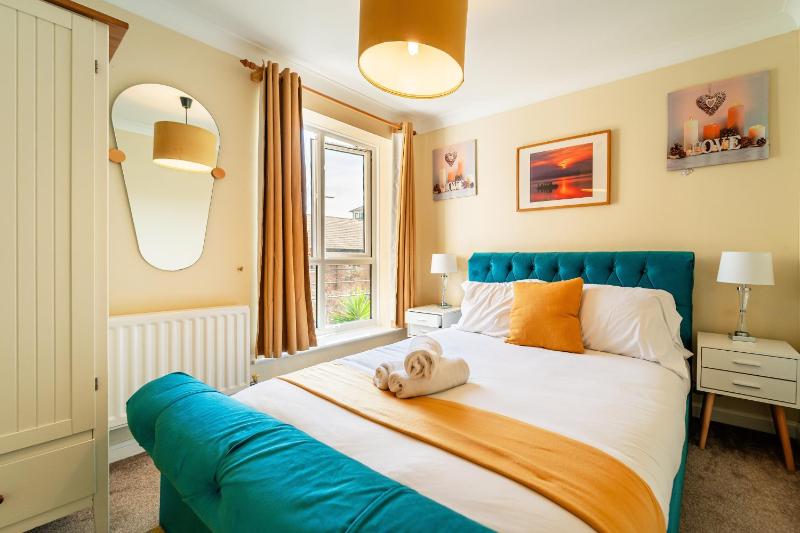 Цены на Luxury Riverview 2Bed Apt- 5 mins from Excel London, Canary wharf, 02 Arena - Free Parking - PlayStation 4 Provided в Лондоне